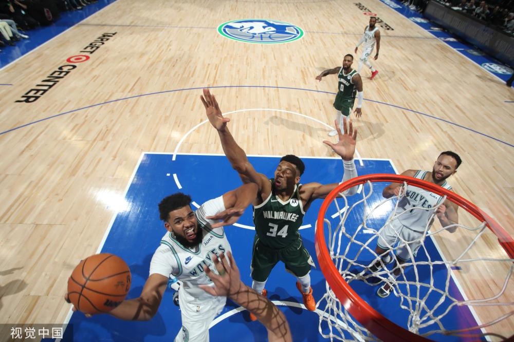 某英超球队 某英超球队