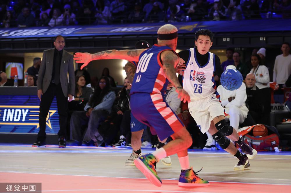 与此同时 与此同时