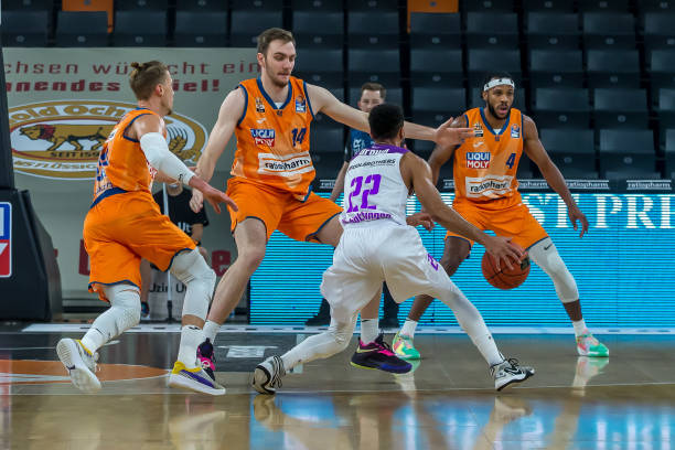 没有牢不可 没有牢不可